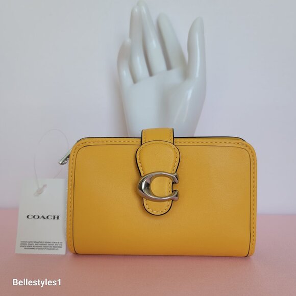 COACH Tabby Smooth Leather Medium Bifold Wallet – Canary color - Picture 6 of 16